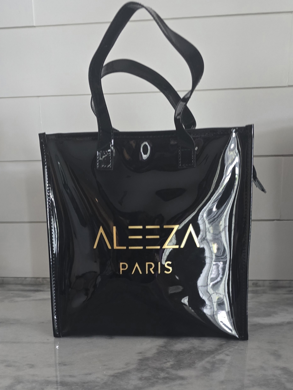 New Aleeza Paris Black Patent Tote Bag So Chic